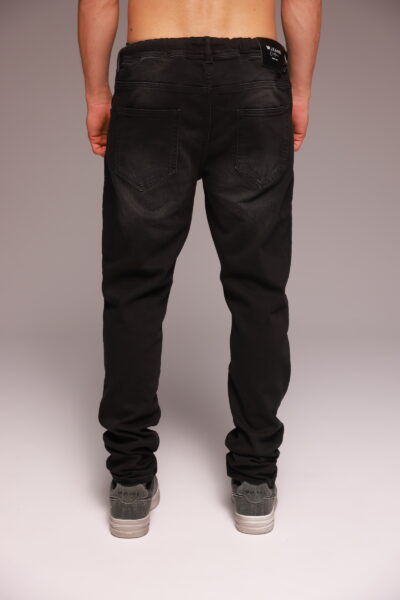 ג'ינס דרופ קרוץ' שחור עם חגורה אלסטית מבית W JEANS