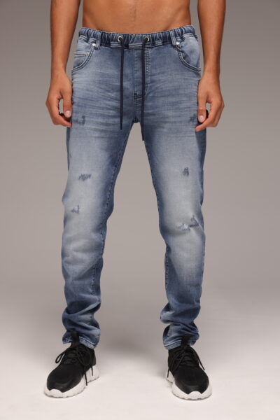 מכנסי ג'ינס כחולים לגברים - W JEANS, מבט קדמי עם אפקט קרעים ייחודי