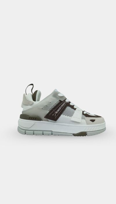 נעלי סניקרס בצבע ירוק/לבן עם לוגו תפור, בד נושם וסוליית גומי מבית ROBERTO VINO.