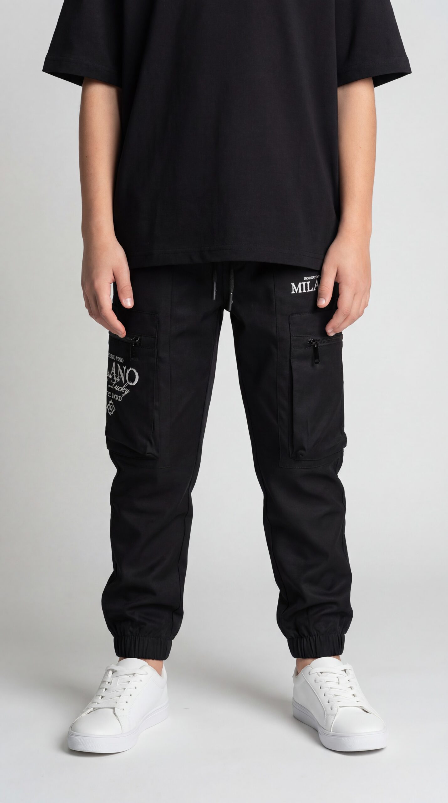 S26RVKR104-black-front