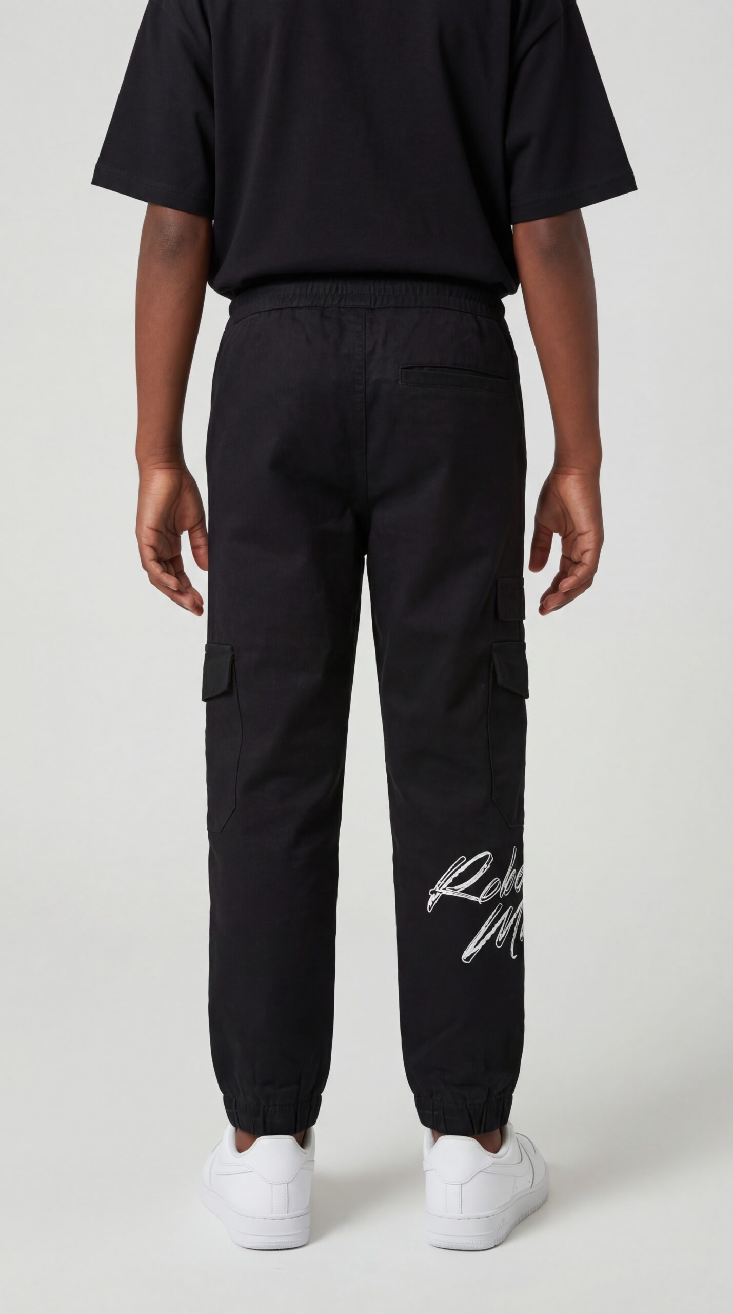 S26RVKR106-black-back