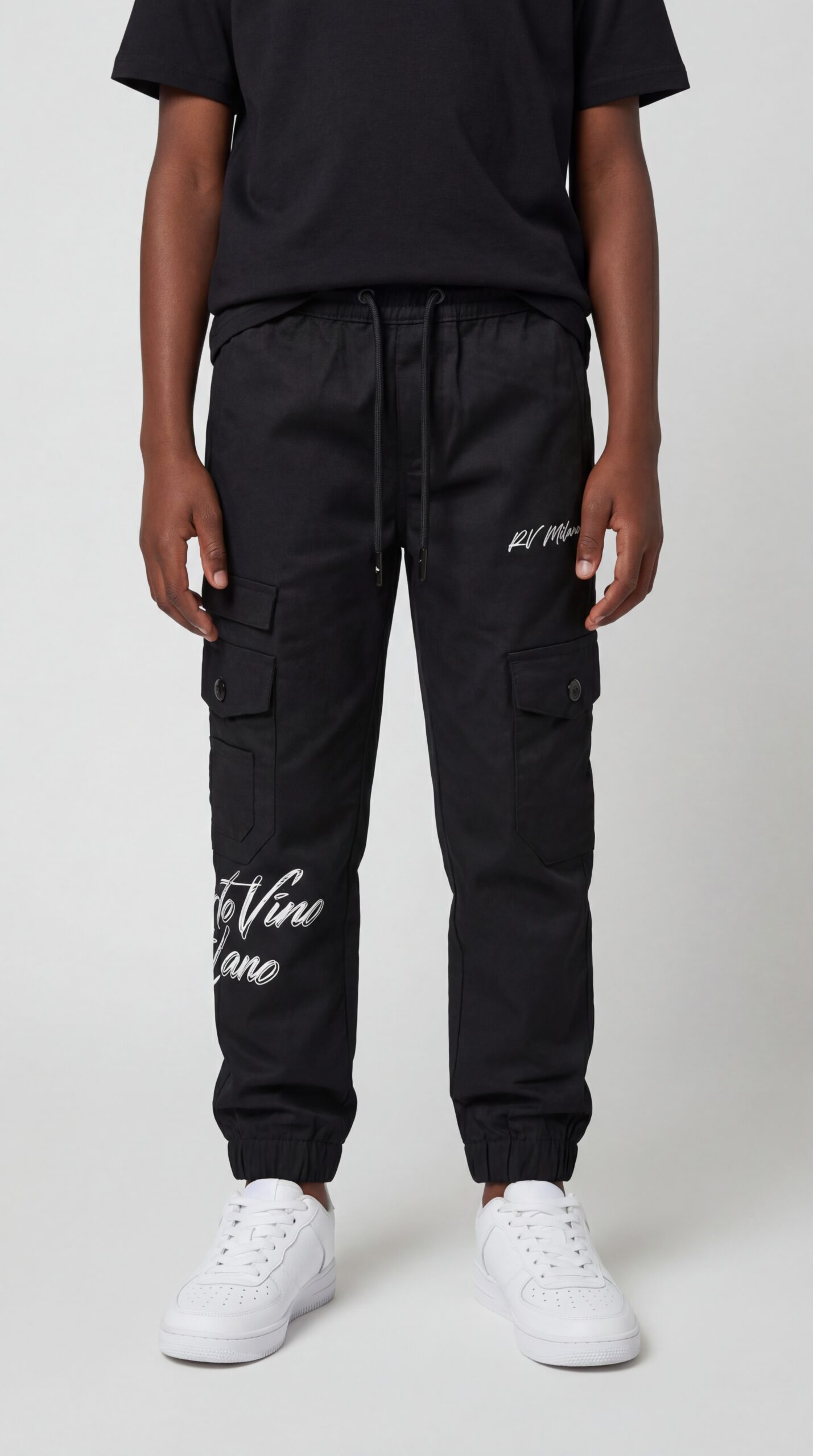 S26RVKR106-black-front