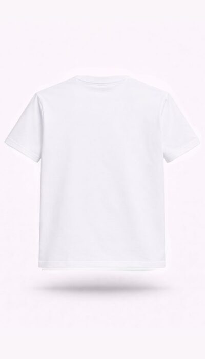 טי שירט לבנה לגברים מבית ROBERTO VINO עם פאץ' לוגו RV בחזית וצווארון עגול קלאסי