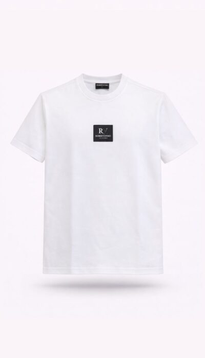 טי שירט לבנה לגברים מבית ROBERTO VINO עם פאץ' לוגו RV בחזית וצווארון עגול קלאסי